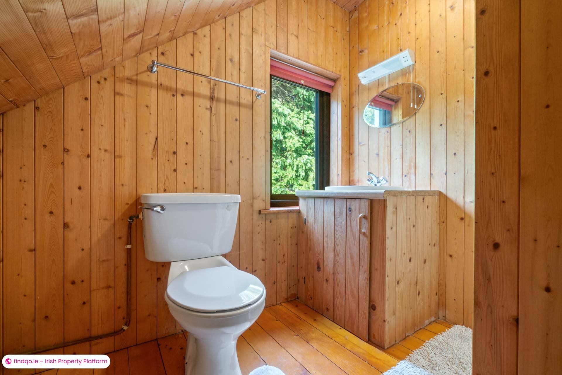 Detached house for Sale in Oughterard, Galway, H91 RFY9