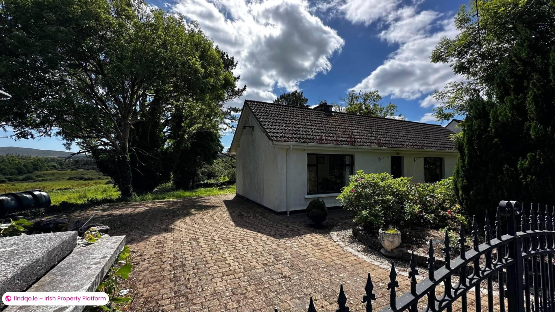 Detached house for Sale in Rosscahill, Galway, H91 X9CR