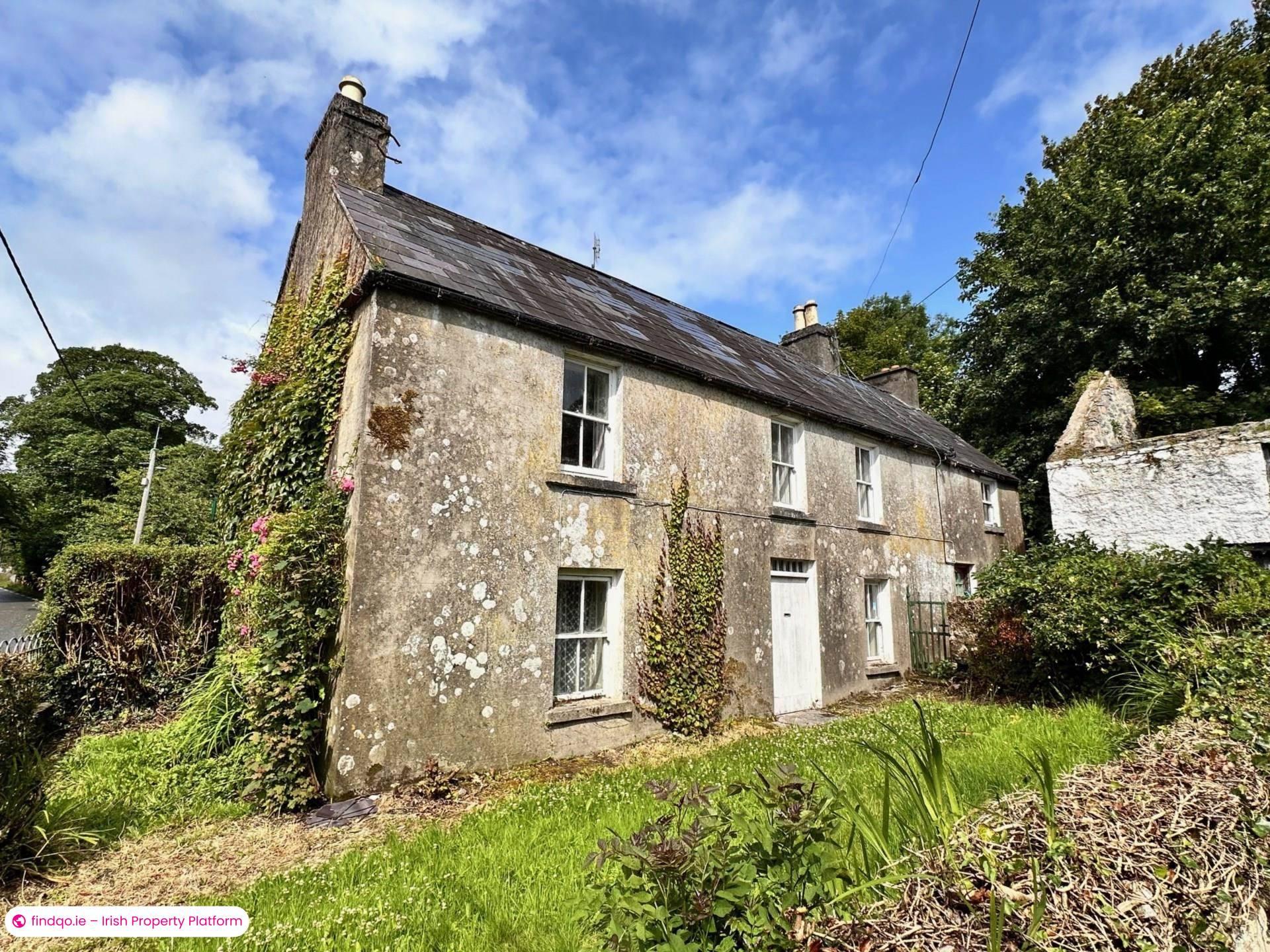 Detached house for Sale in Oughterard, Galway, H91 D6XA