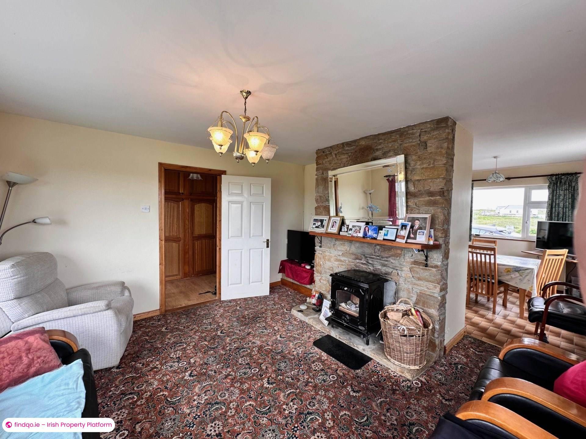 Detached house for Sale in Clifden, Galway