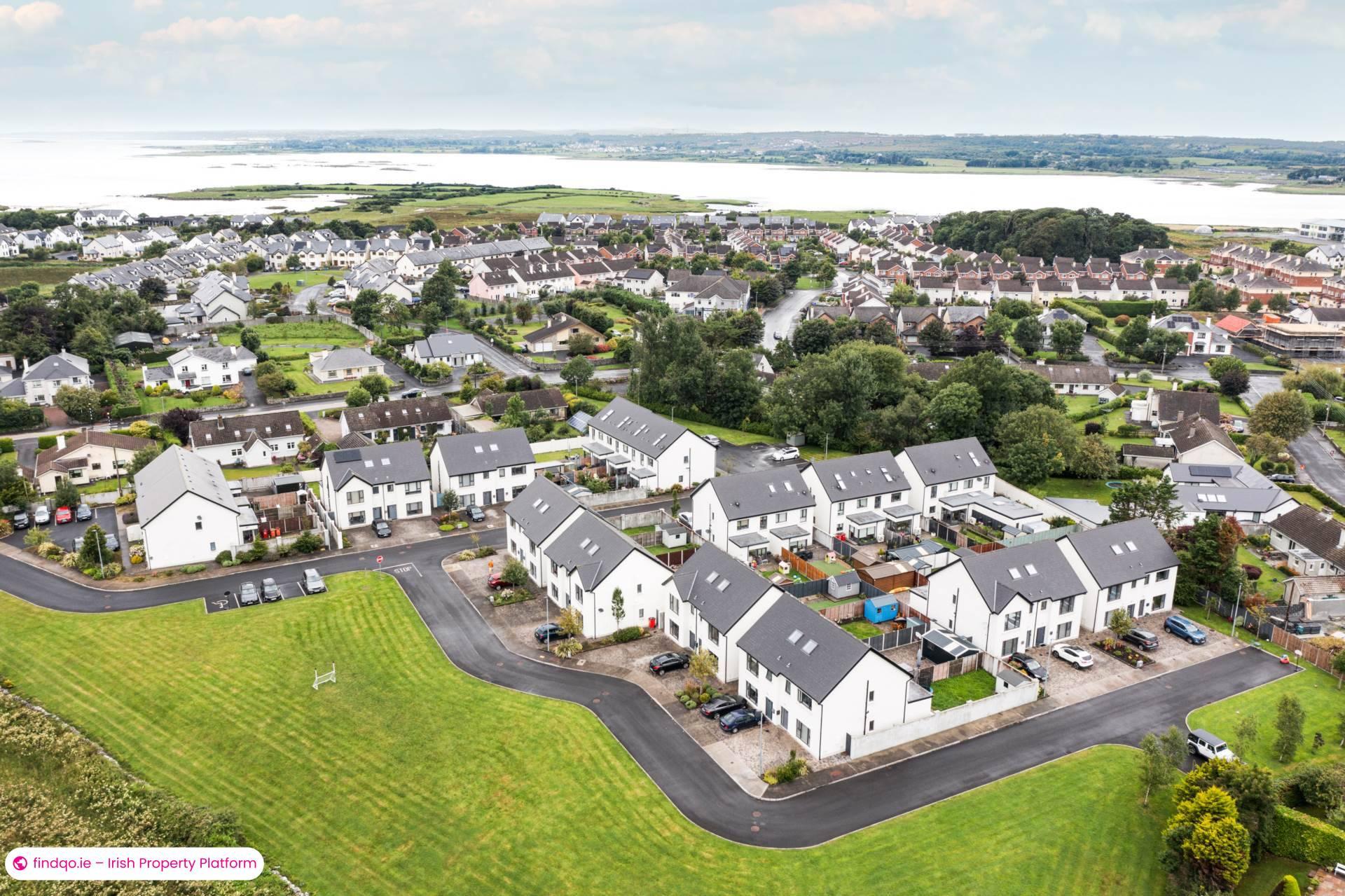 Semi-detached house for Sale in Oranmore, Galway