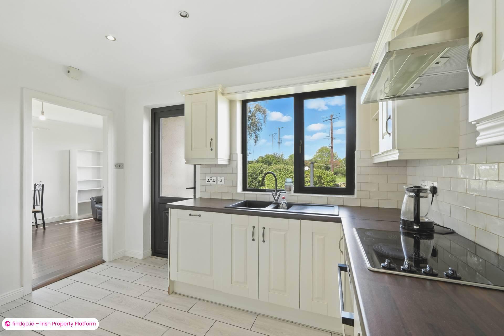 Detached house for Sale in Oughterard, Galway, H91 F66V