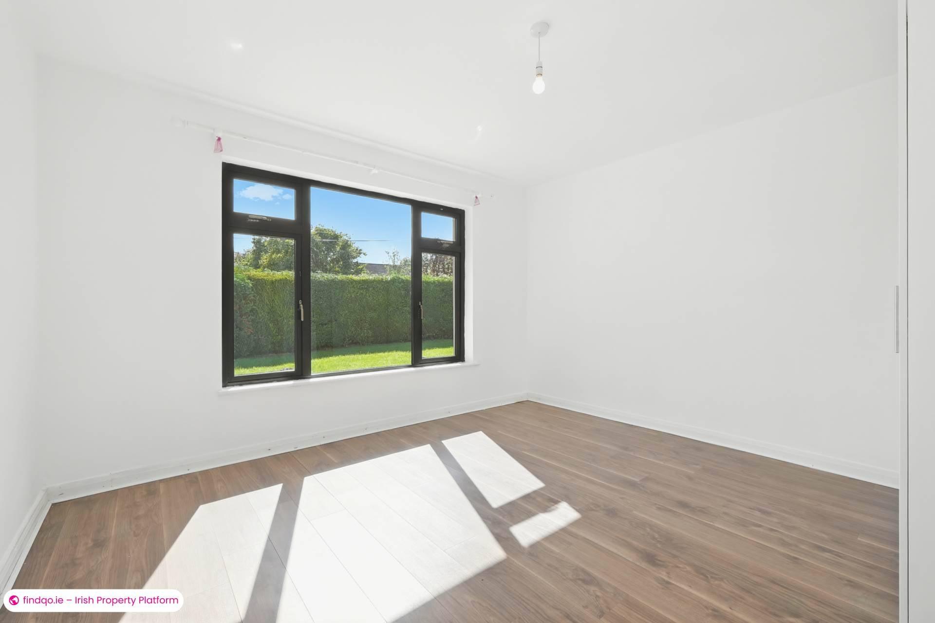 Detached house for Sale in Oughterard, Galway, H91 F66V