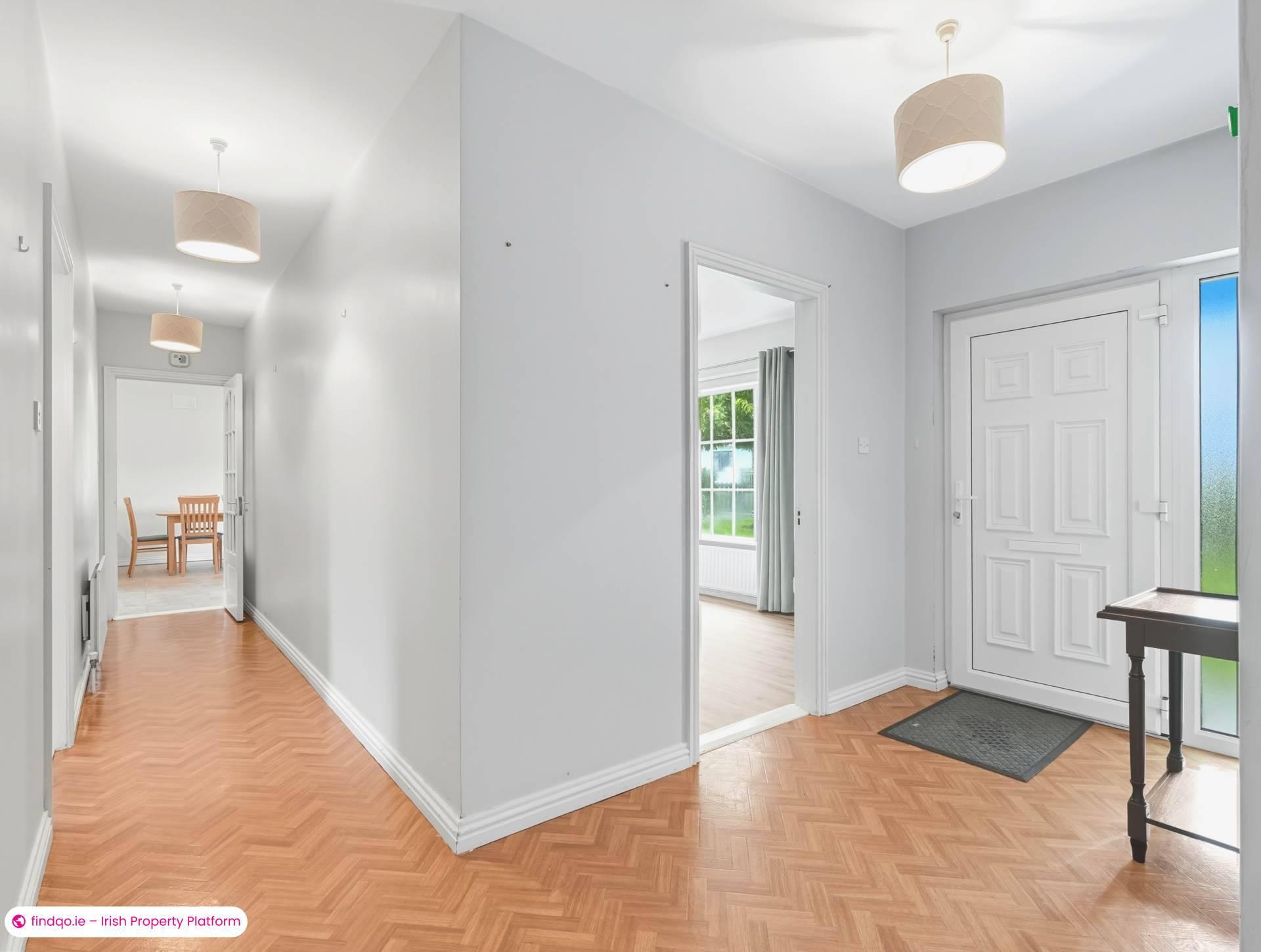 Detached house for Sale in Oughterard, Galway, H91 TKX5