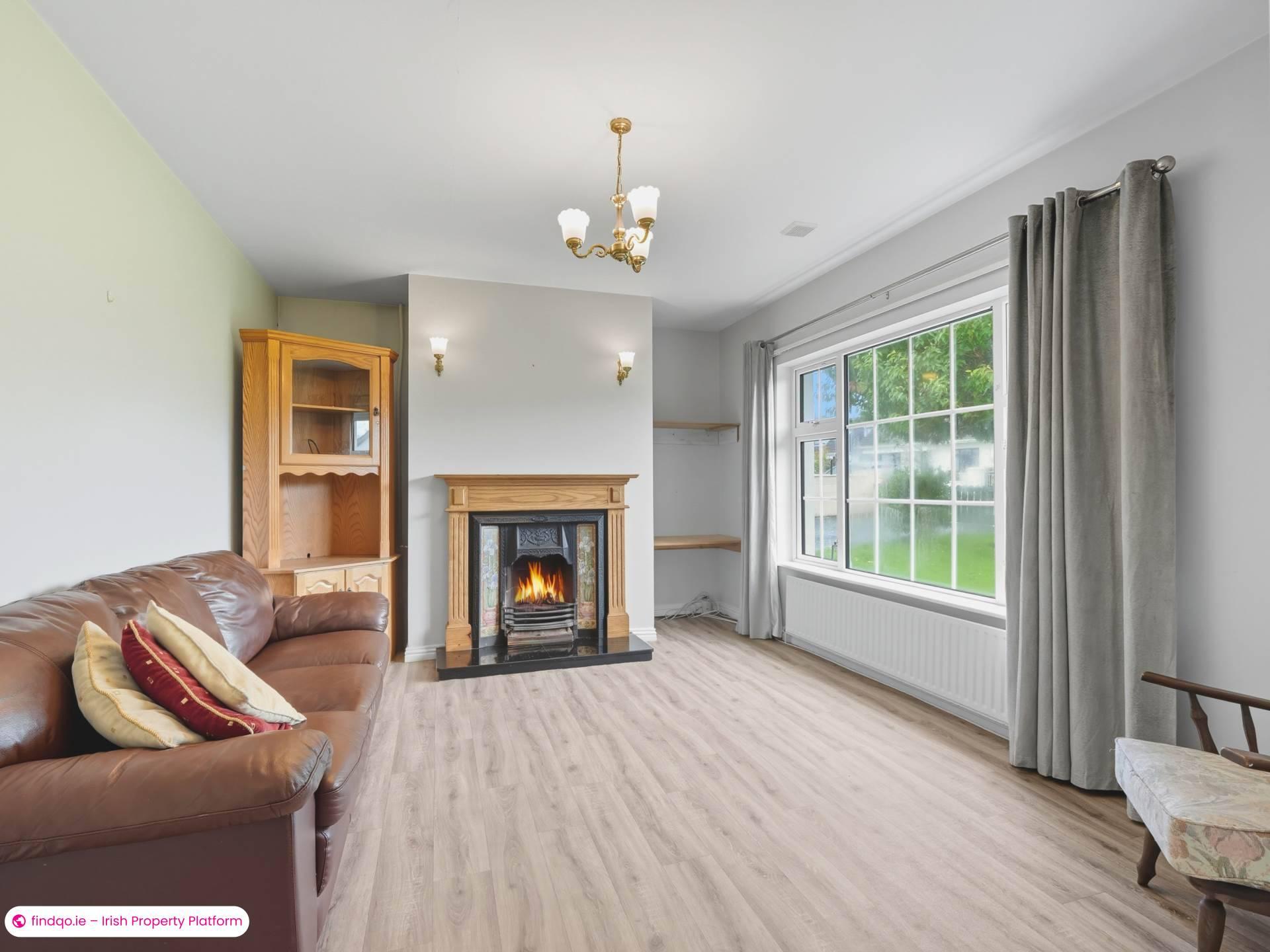 Detached house for Sale in Oughterard, Galway, H91 TKX5