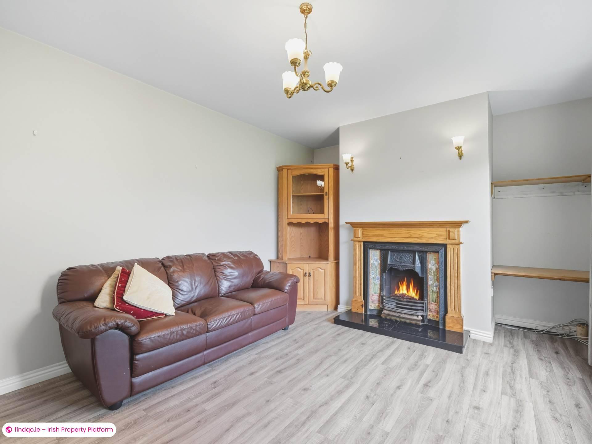 Detached house for Sale in Oughterard, Galway, H91 TKX5