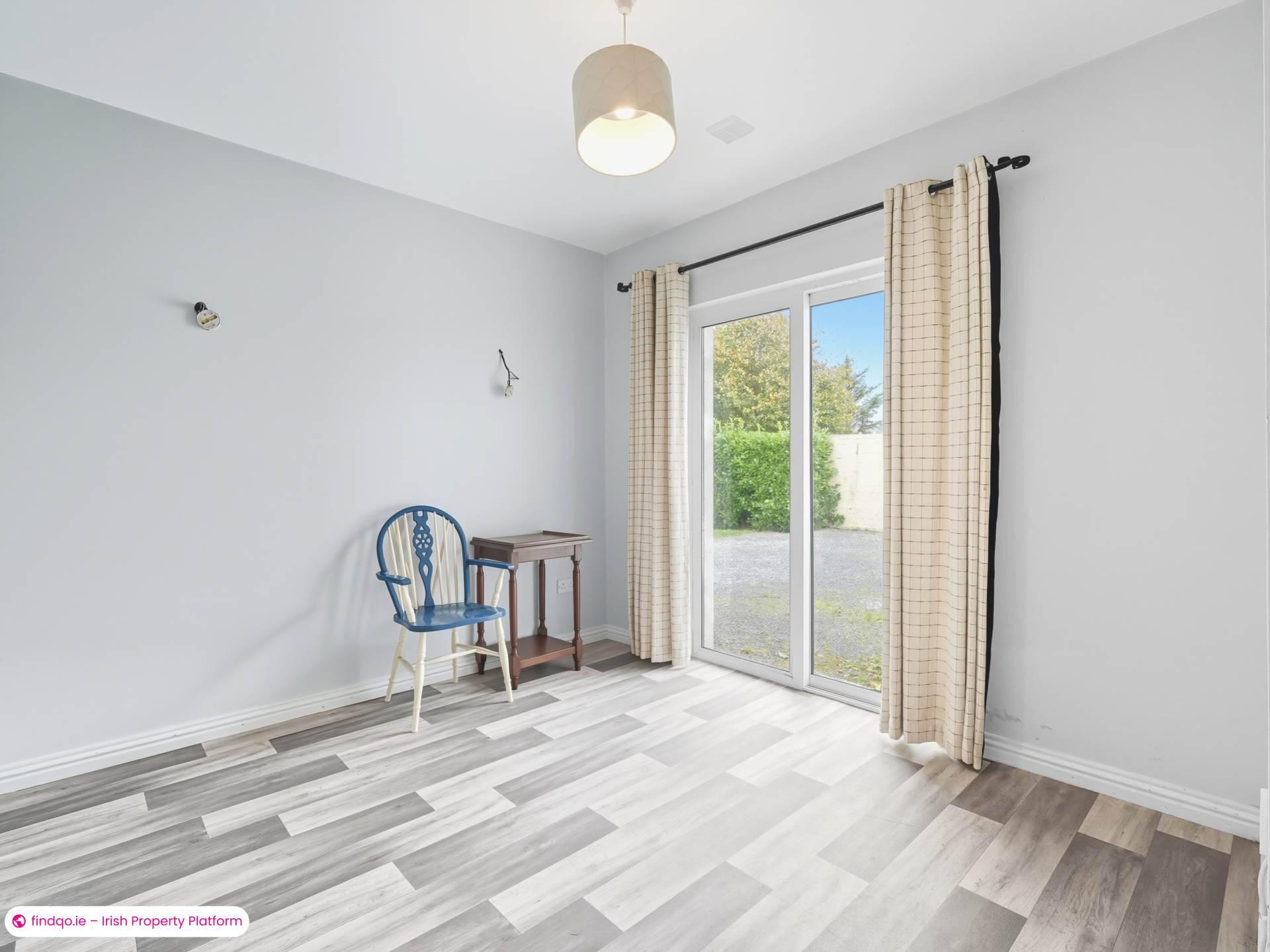 Detached house for Sale in Oughterard, Galway, H91 TKX5