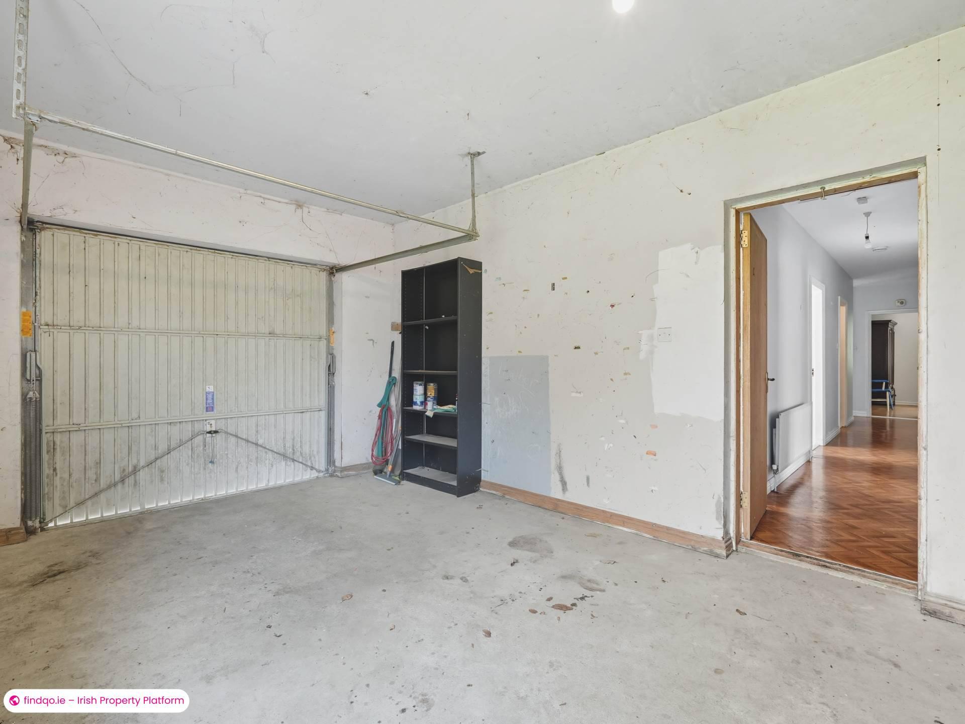 Detached house for Sale in Oughterard, Galway, H91 TKX5