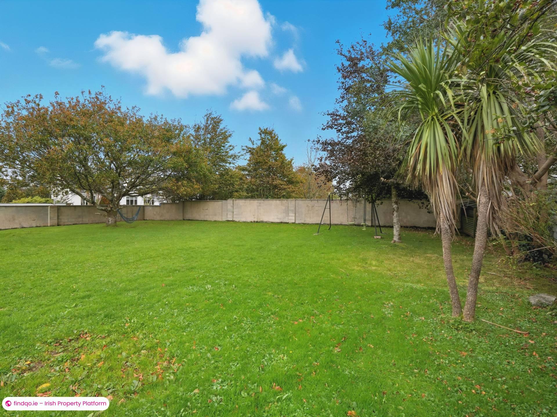 Detached house for Sale in Oughterard, Galway, H91 TKX5