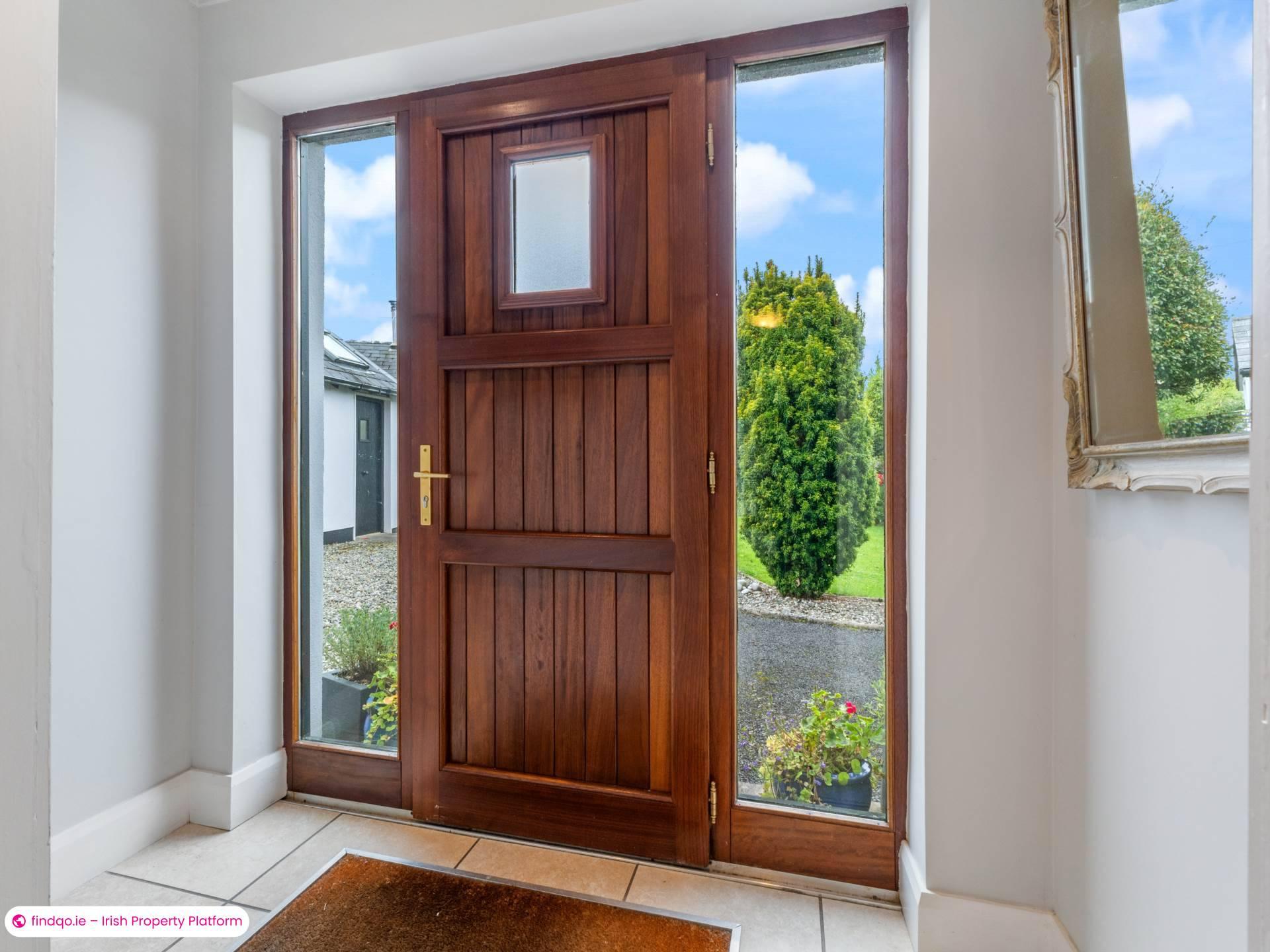 Detached house for Sale in Oughterard, Galway, H91 XHX8