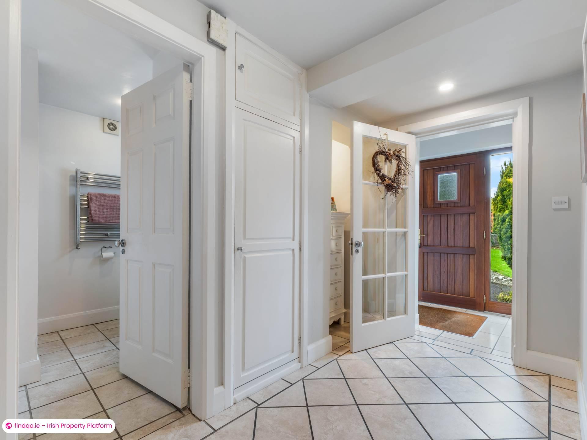 Detached house for Sale in Oughterard, Galway, H91 XHX8