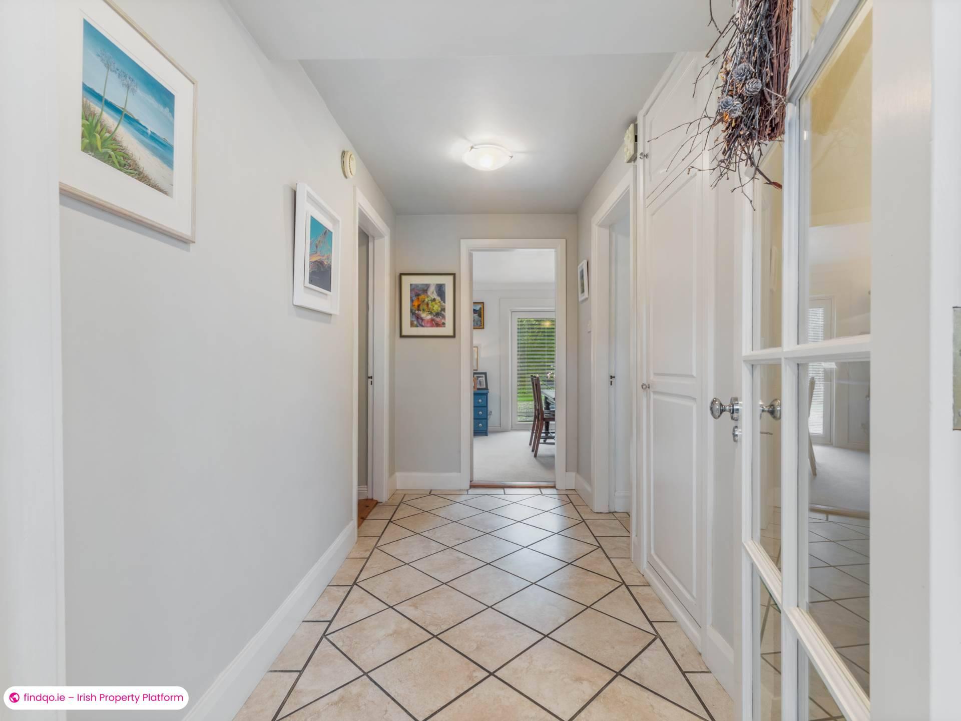 Detached house for Sale in Oughterard, Galway, H91 XHX8