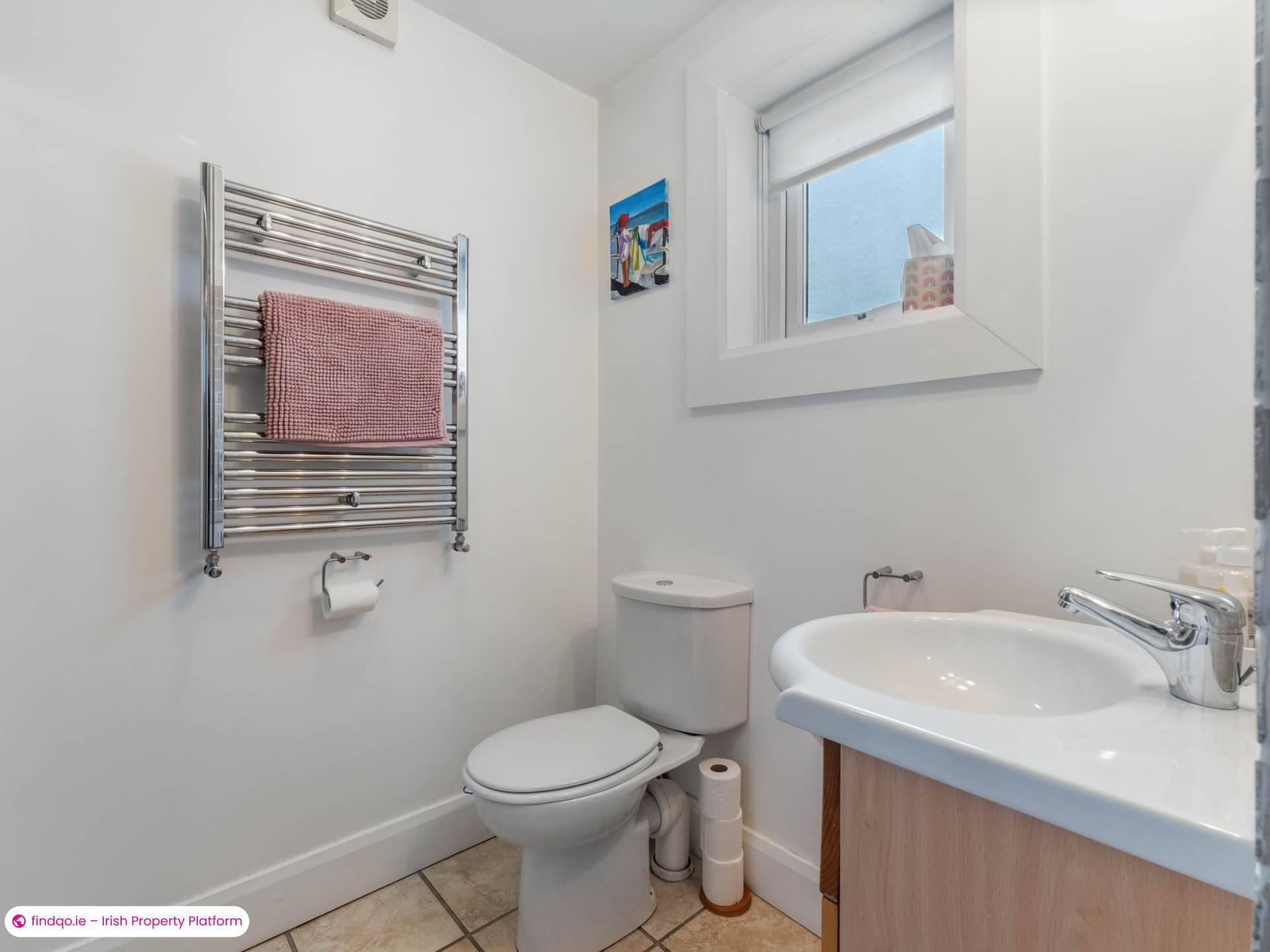 Detached house for Sale in Oughterard, Galway, H91 XHX8