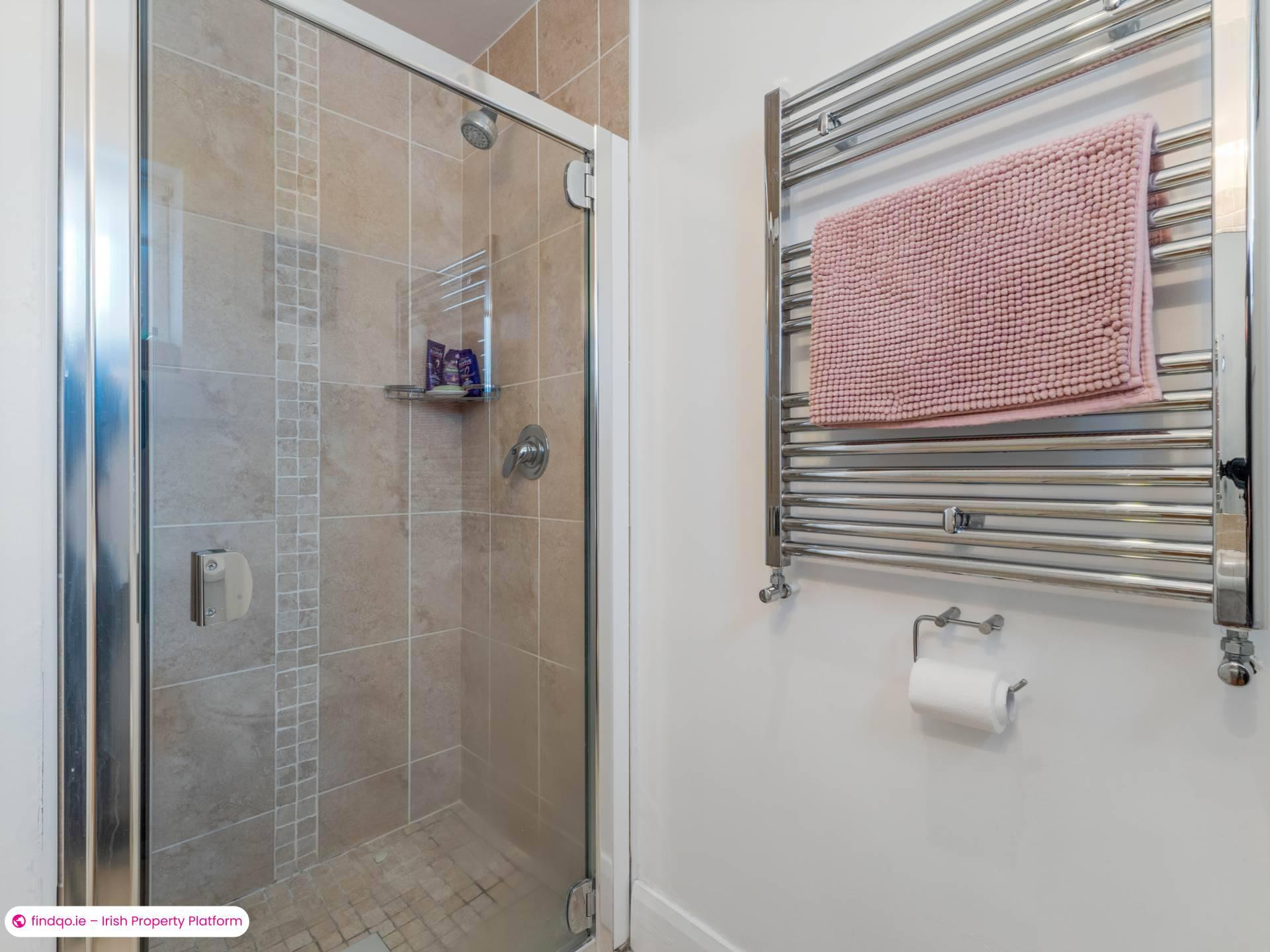 Detached house for Sale in Oughterard, Galway, H91 XHX8