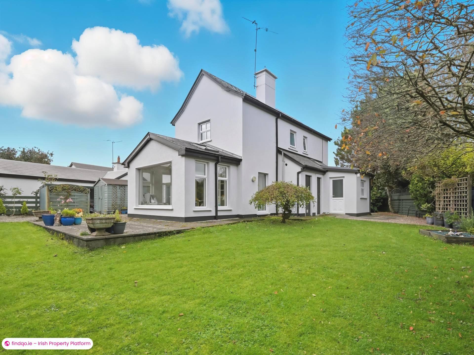 Detached house for Sale in Oughterard, Galway, H91 XHX8