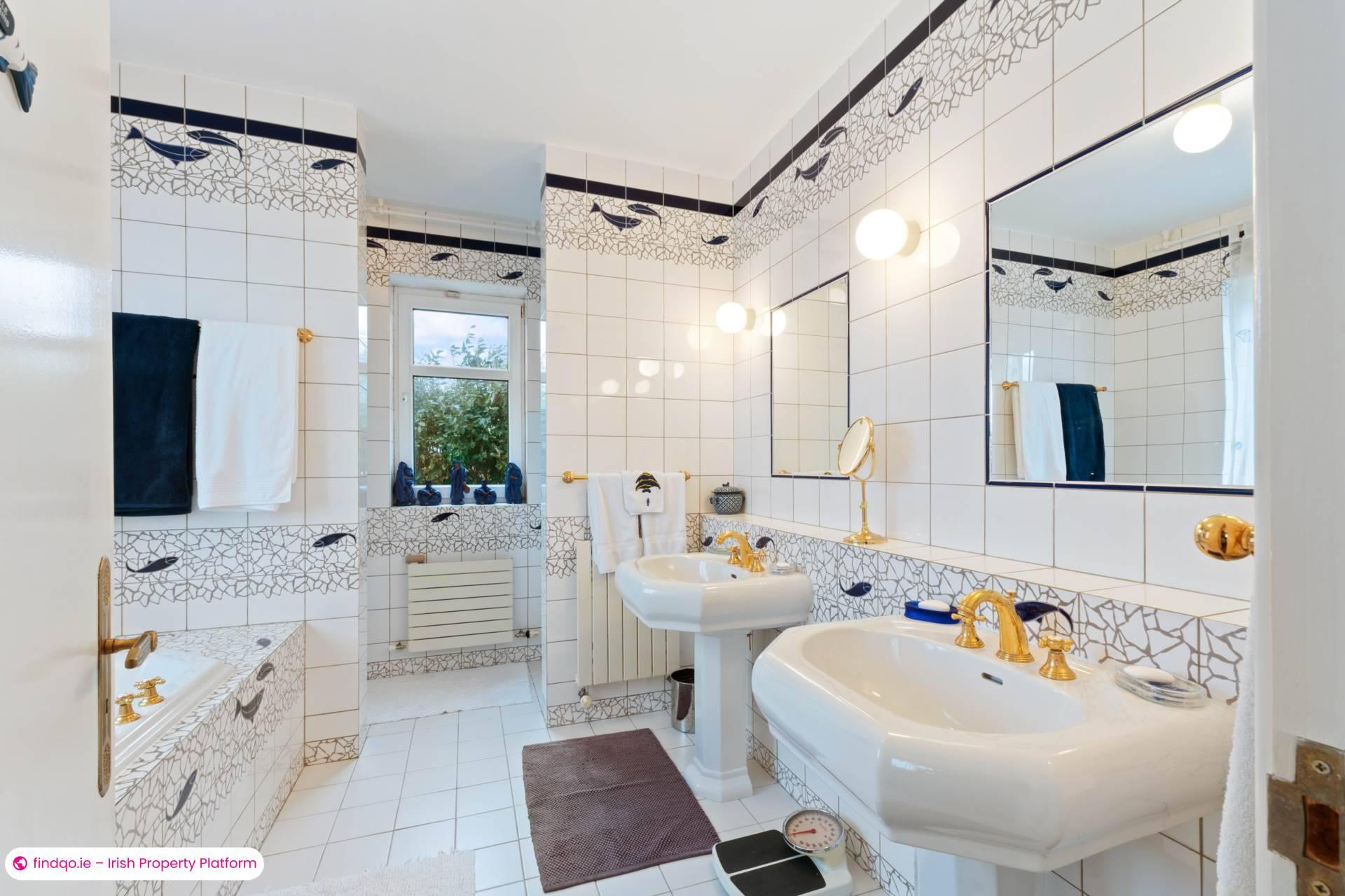 Detached house for Sale in Clifden, Galway