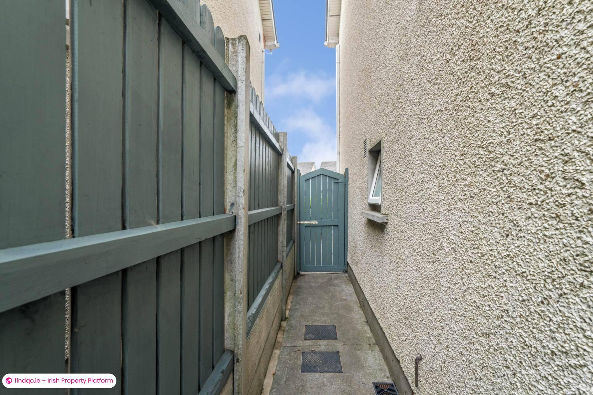 Semi-detached house for Sale in Navan, Meath