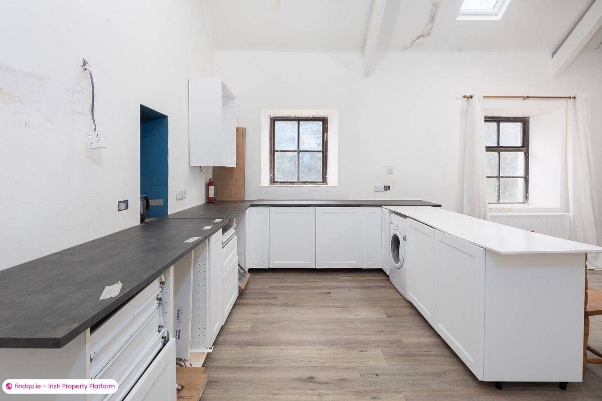 Detached house for Sale in Midleton, Cork