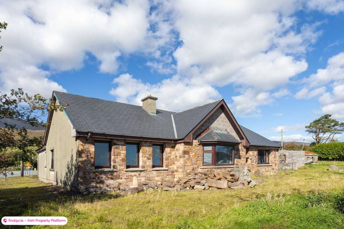 Bungalow for Sale in Castlemaine, Kerry