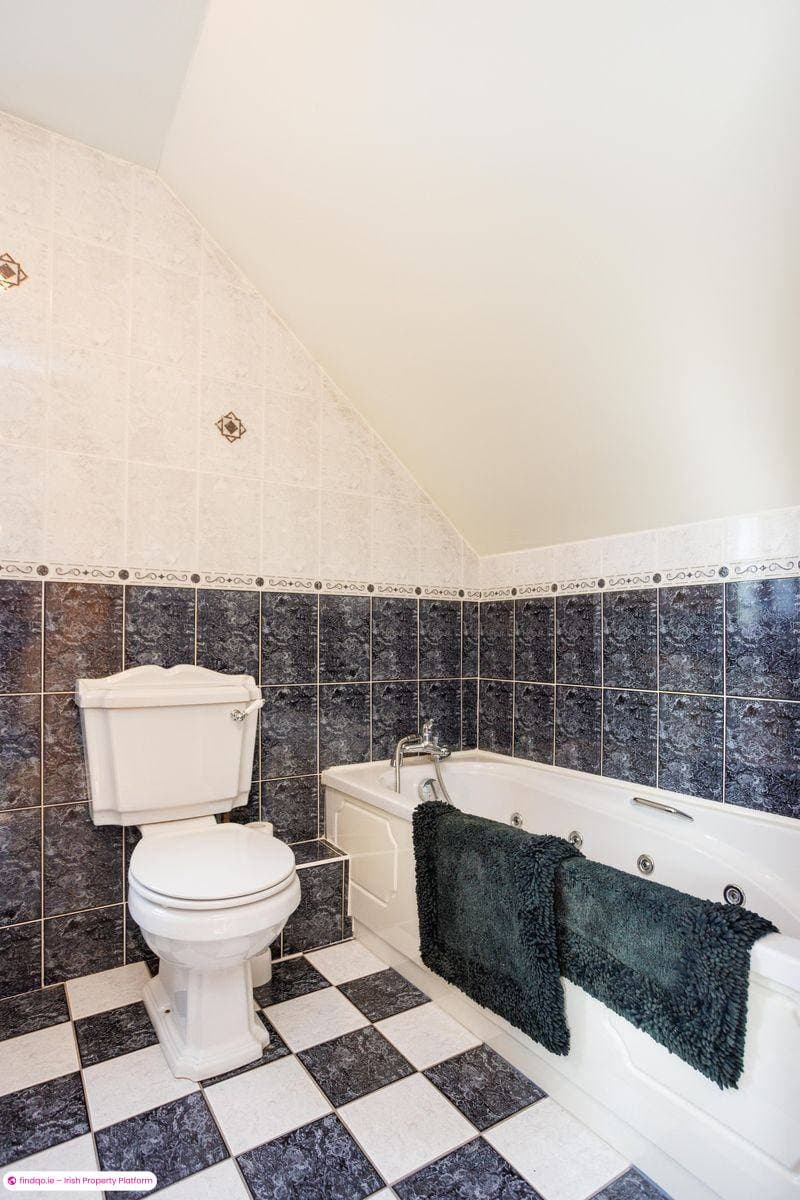 Detached house for Sale in Killorglin, Kerry