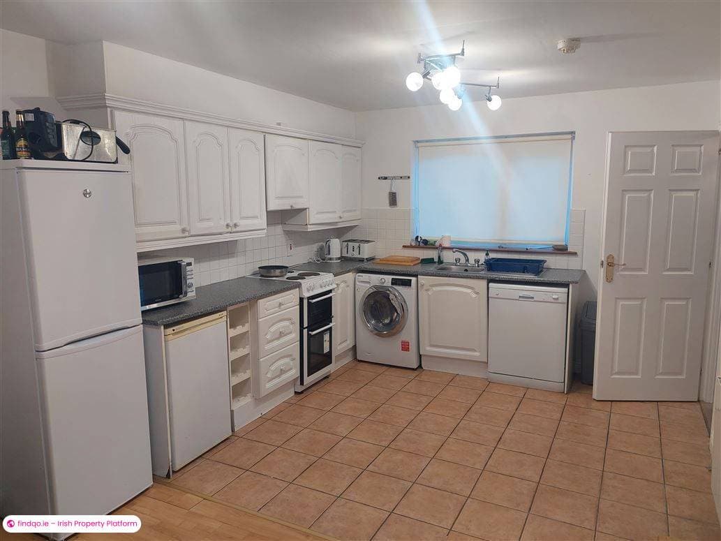 Semi-detached house for Sale in Kilrush, Clare