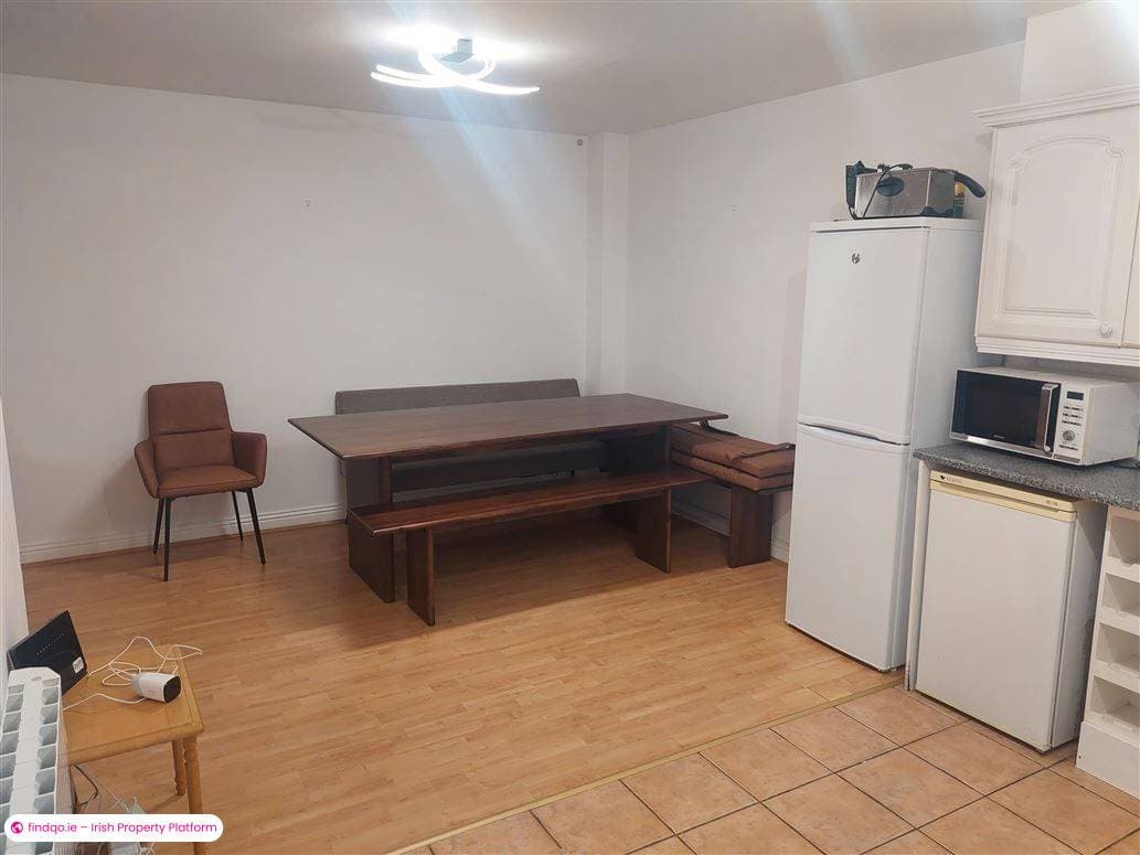 Semi-detached house for Sale in Kilrush, Clare