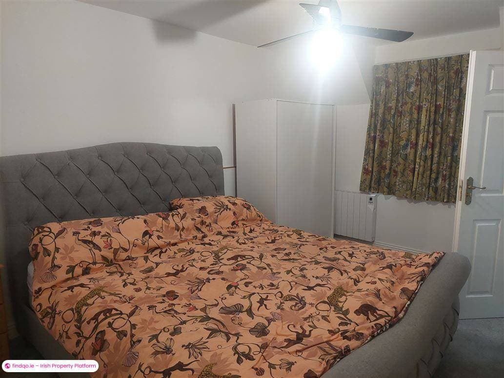 Semi-detached house for Sale in Kilrush, Clare