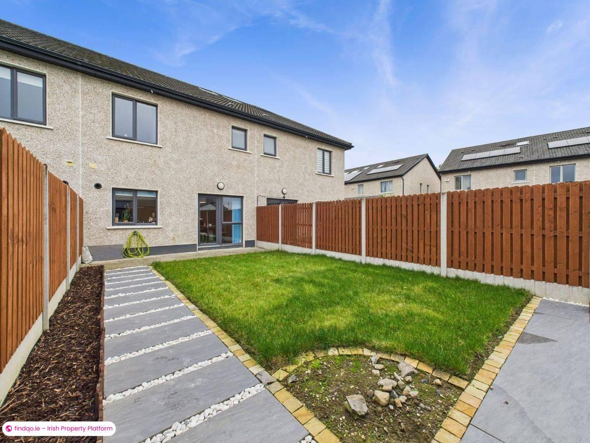 Terraced house for Sale in Lucan, Dublin (County)