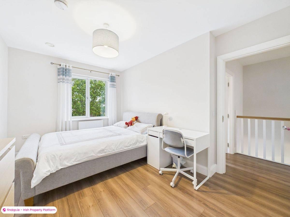 Terraced house for Sale in Lucan, Dublin (County)