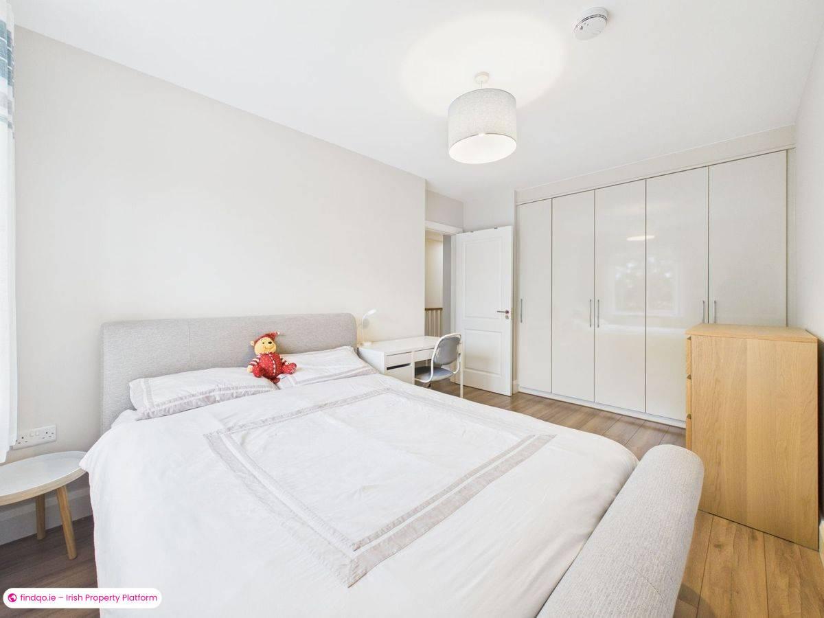 Terraced house for Sale in Lucan, Dublin (County)