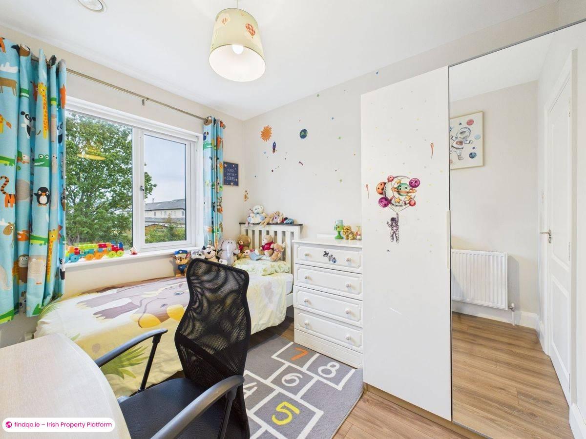 Terraced house for Sale in Lucan, Dublin (County)