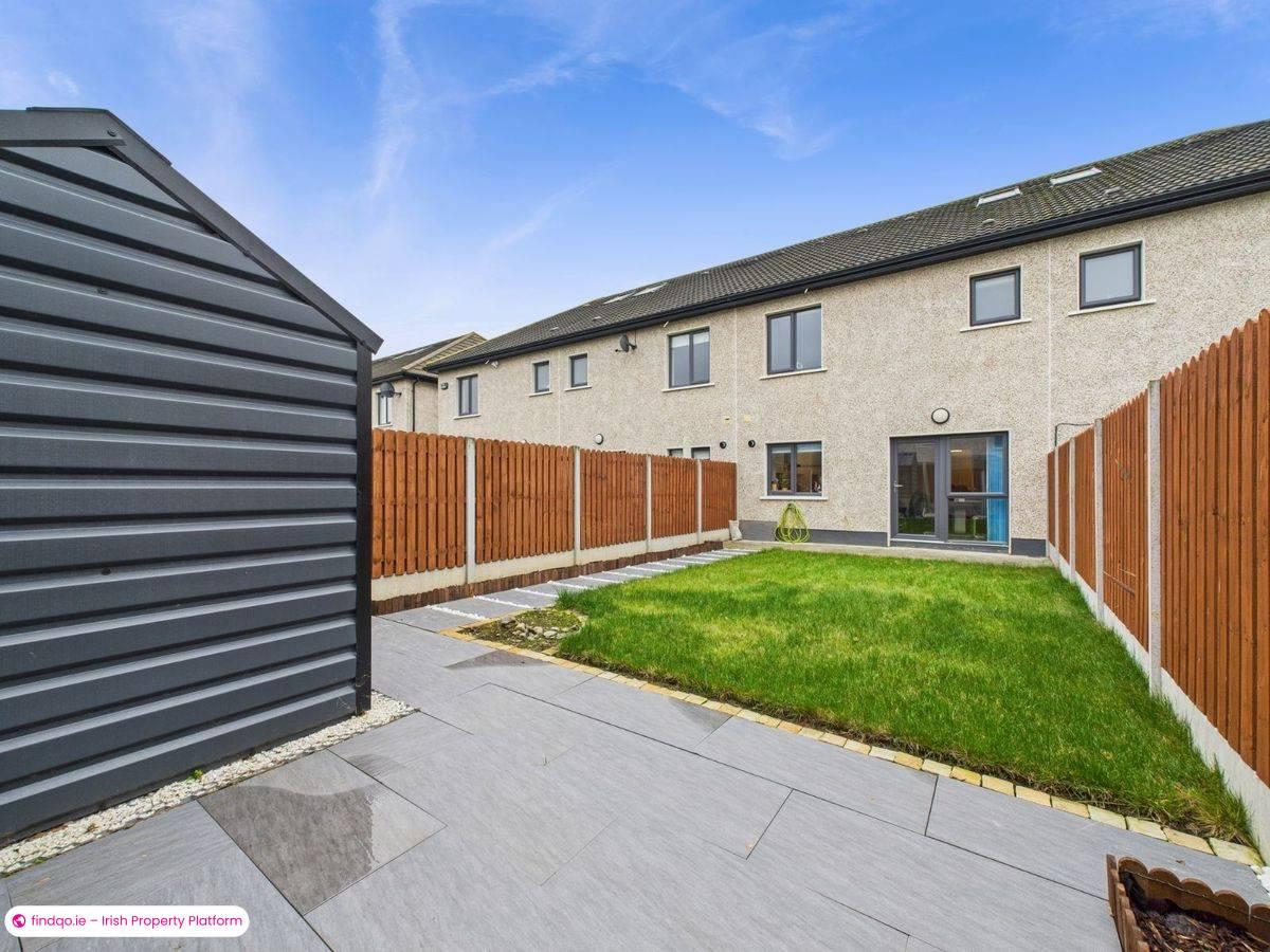 Terraced house for Sale in Lucan, Dublin (County)