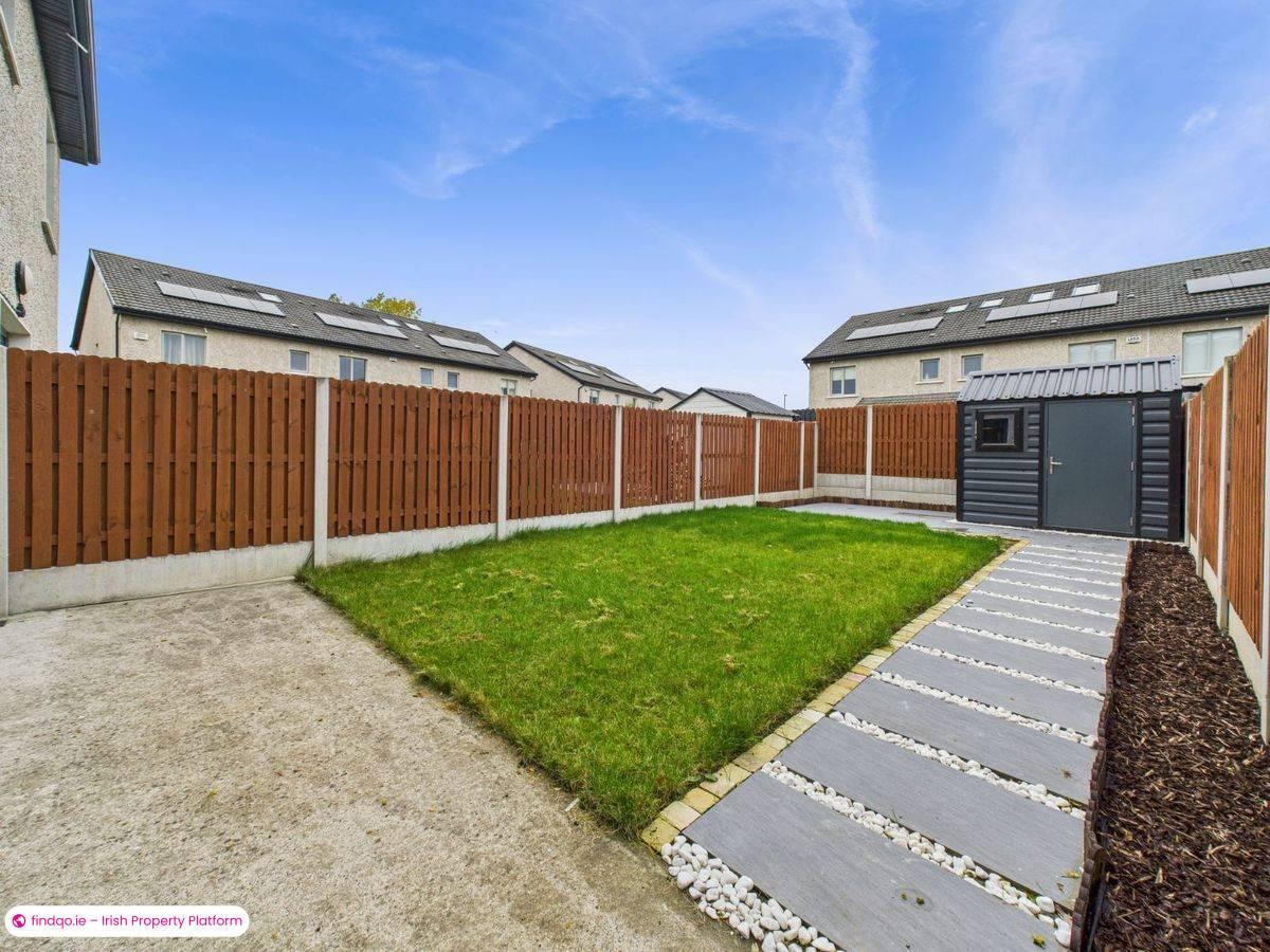 Terraced house for Sale in Lucan, Dublin (County)