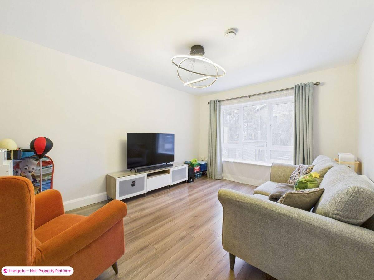 Terraced house for Sale in Lucan, Dublin (County)