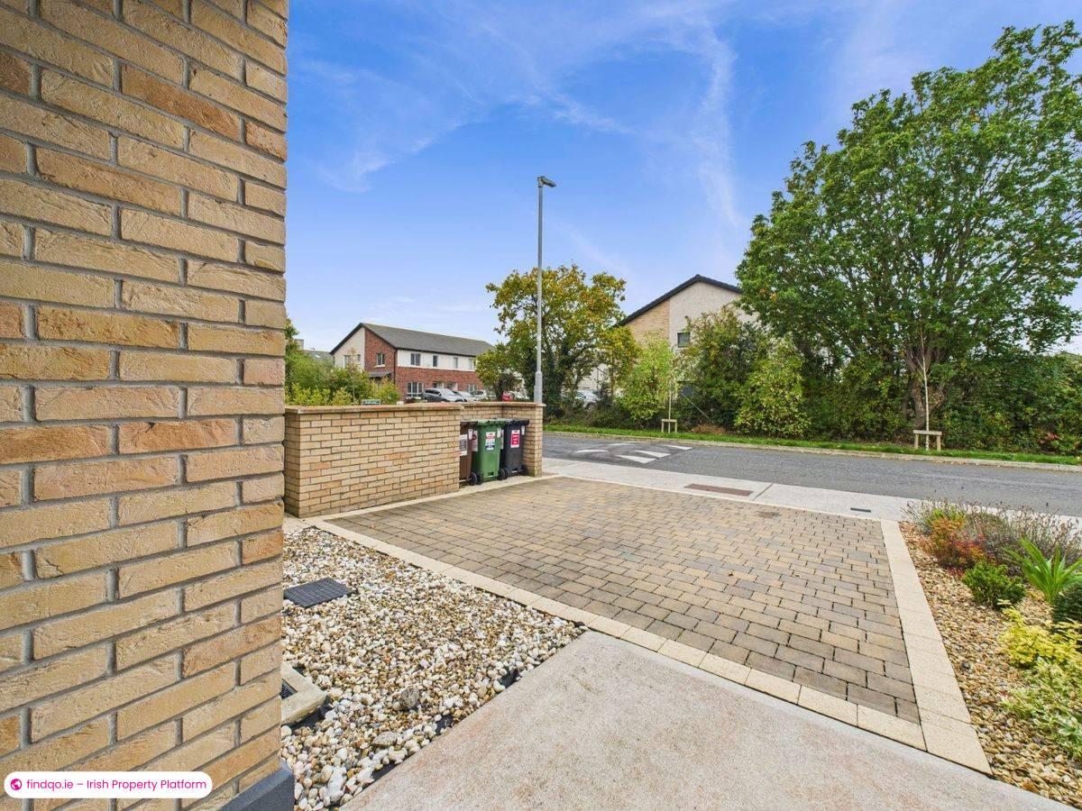 Terraced house for Sale in Lucan, Dublin (County)