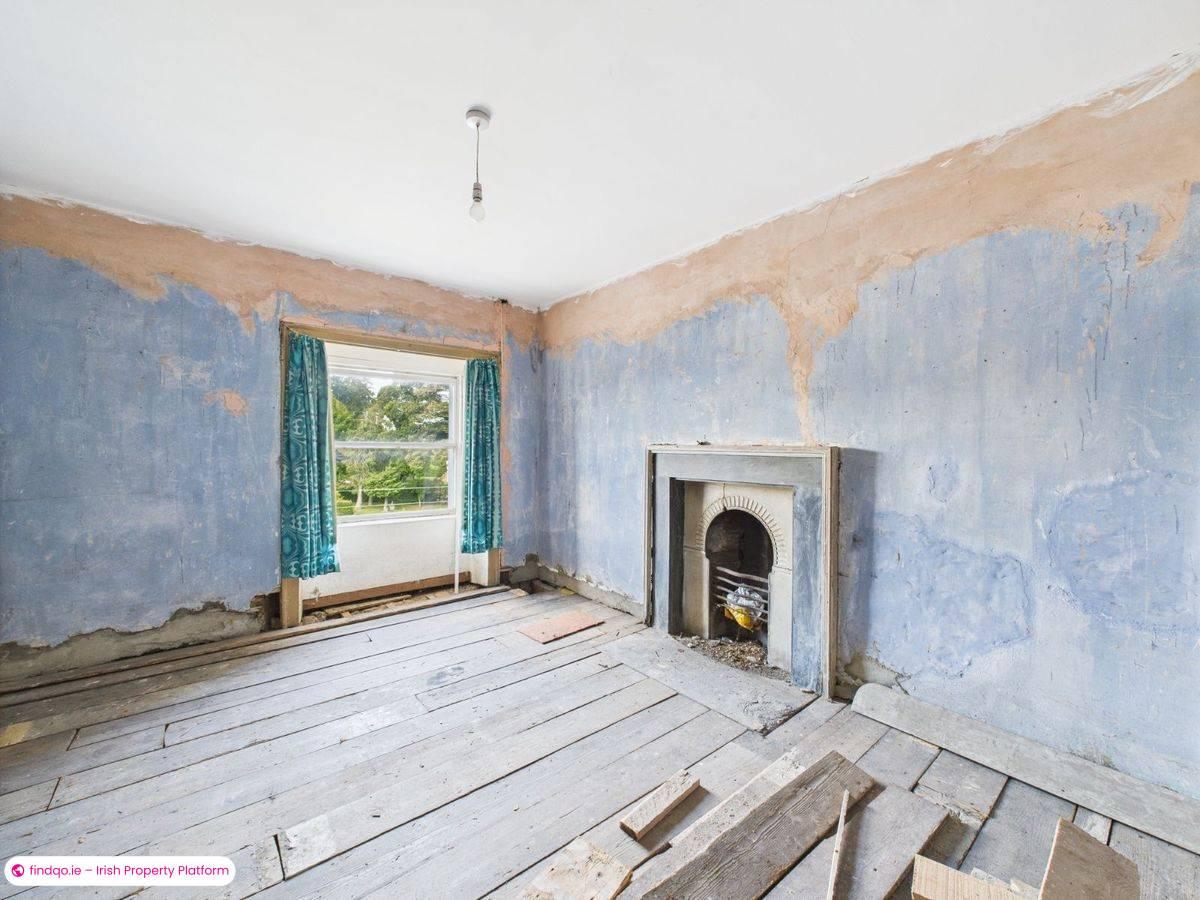 Semi-detached house for Sale in Rathangan, Kildare