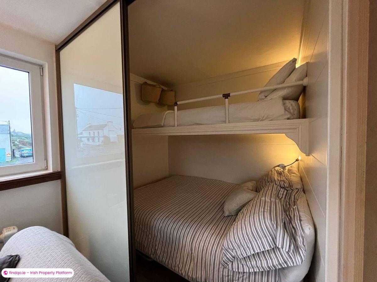 Apartment for Sale in Crookhaven, Cork