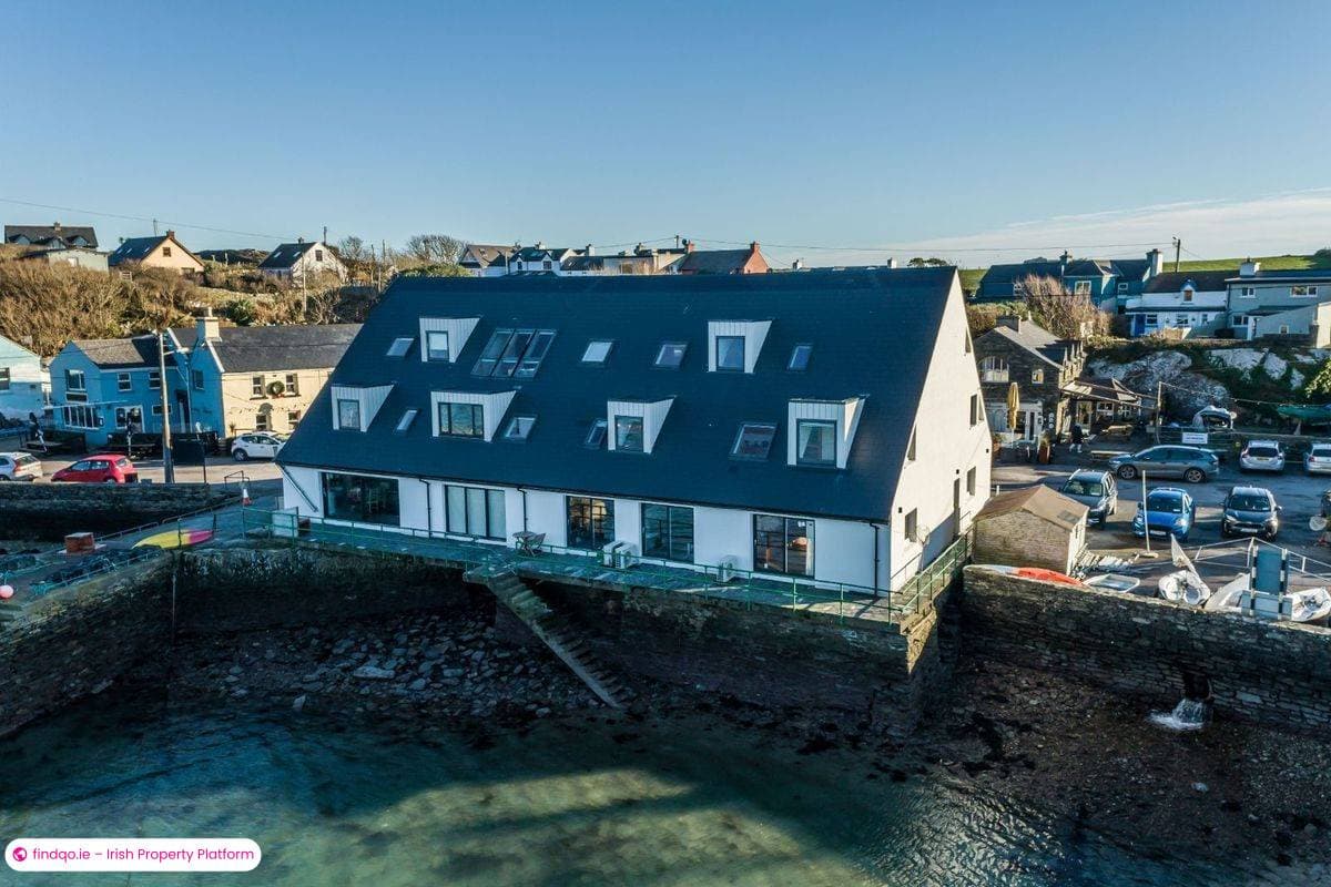 Apartment for Sale in Goleen, Cork