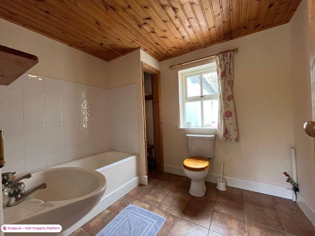 Detached house for Sale in Drimoleague, Cork