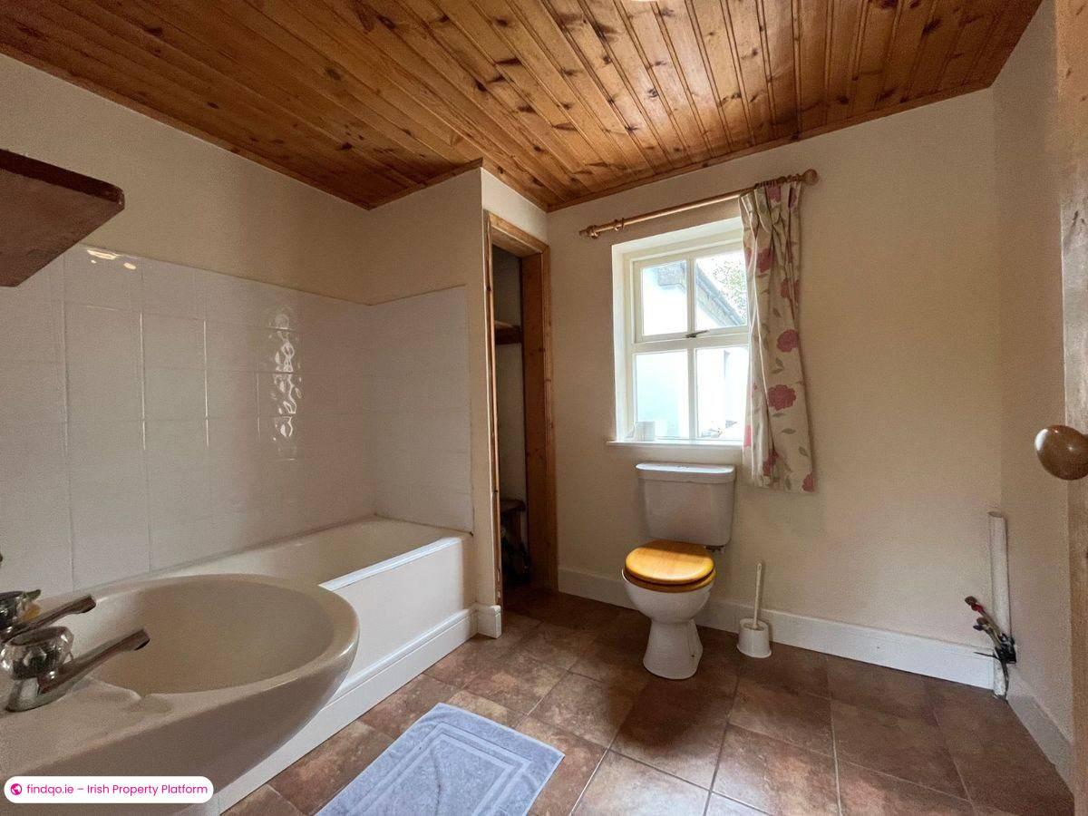 Detached house for Sale in Drimoleague, Cork