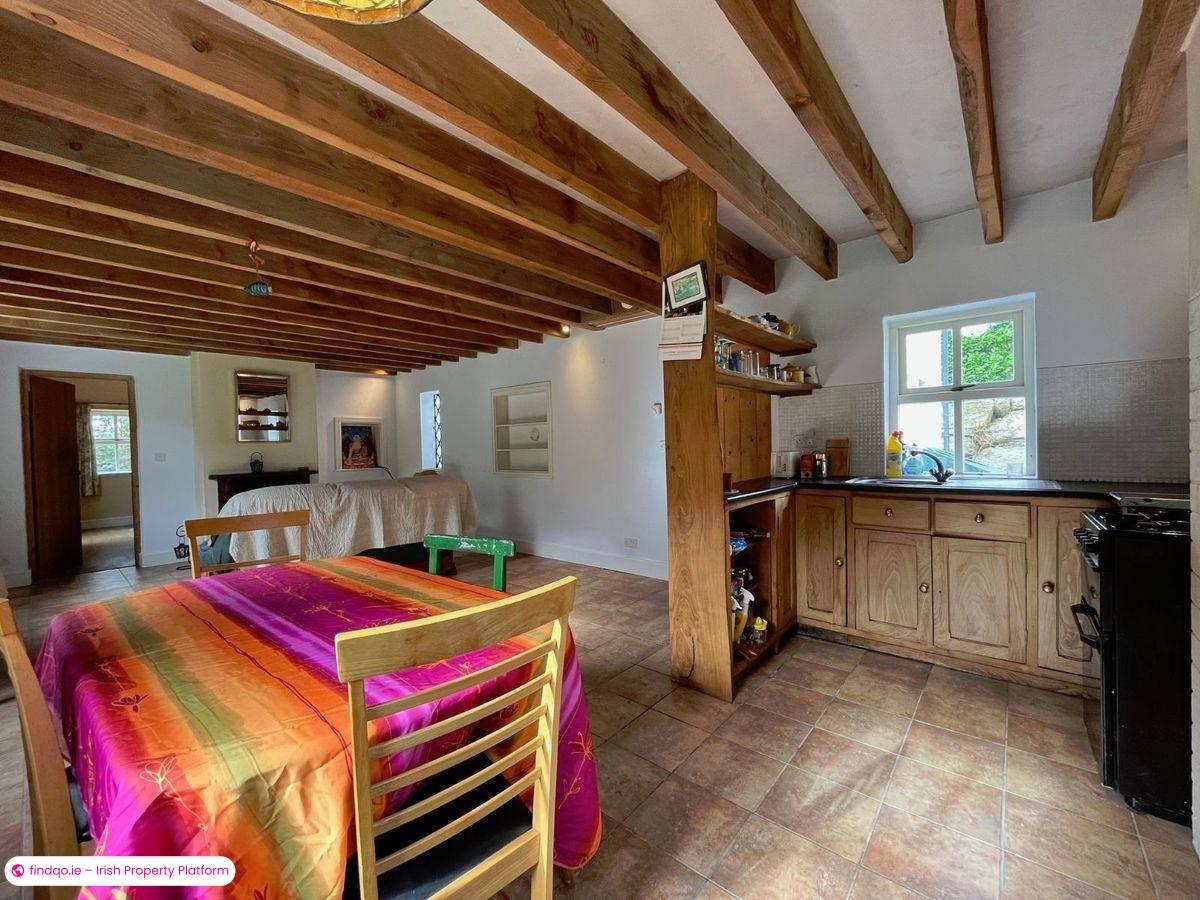 Detached house for Sale in Drimoleague, Cork