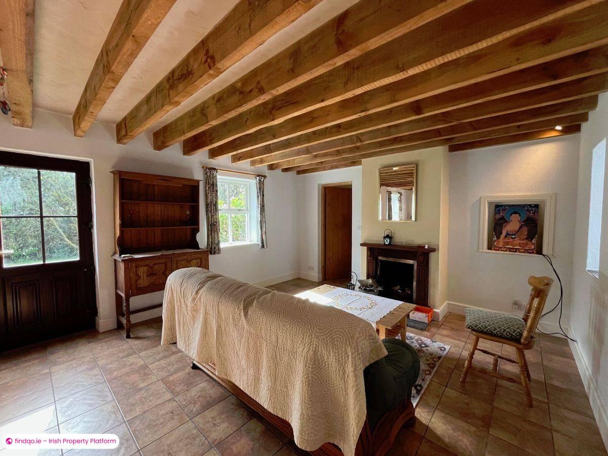 Detached house for Sale in Drimoleague, Cork