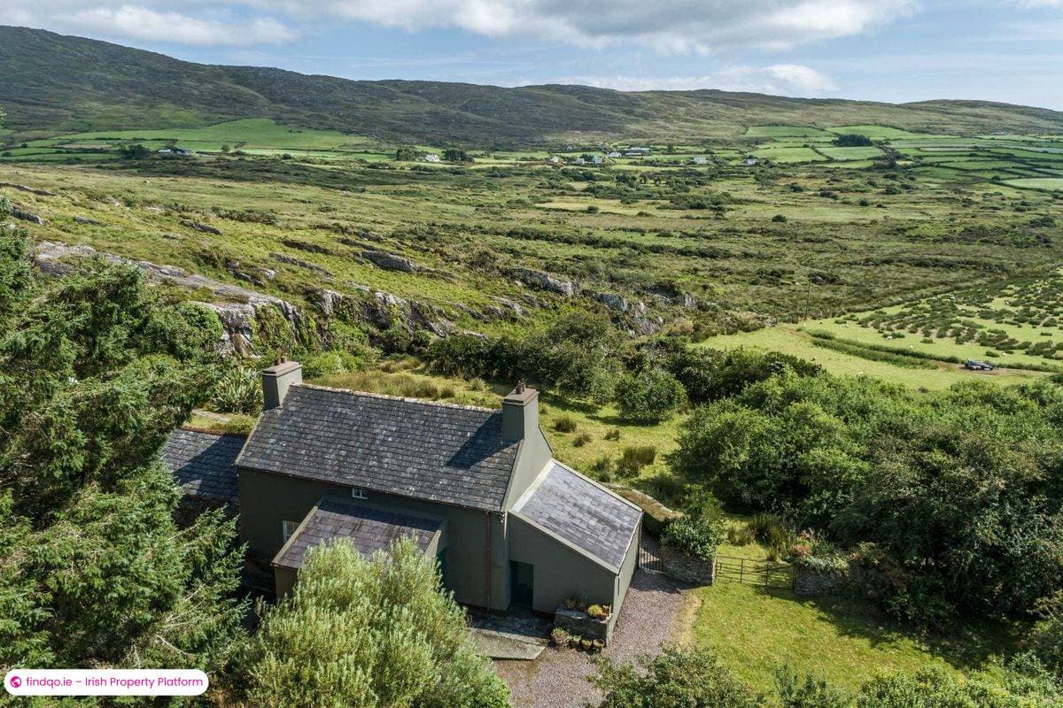 Detached house for Sale in Dunmanus, Cork