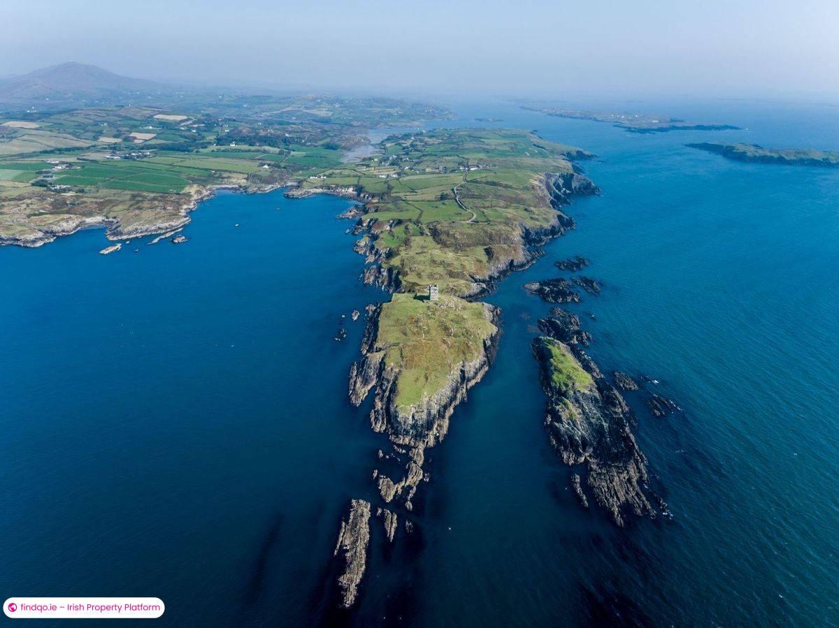 Detached house for Sale in Schull, Cork