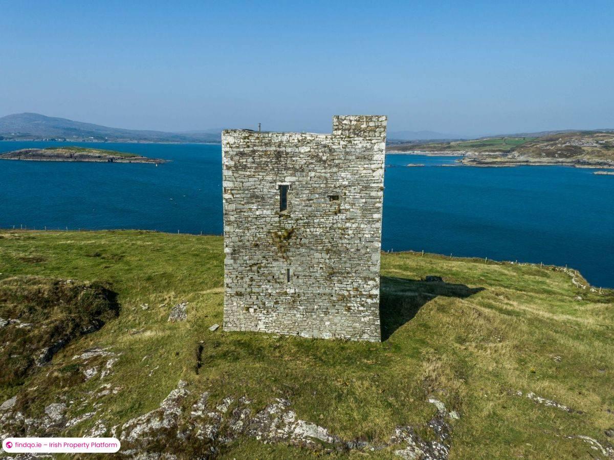 Detached house for Sale in Schull, Cork