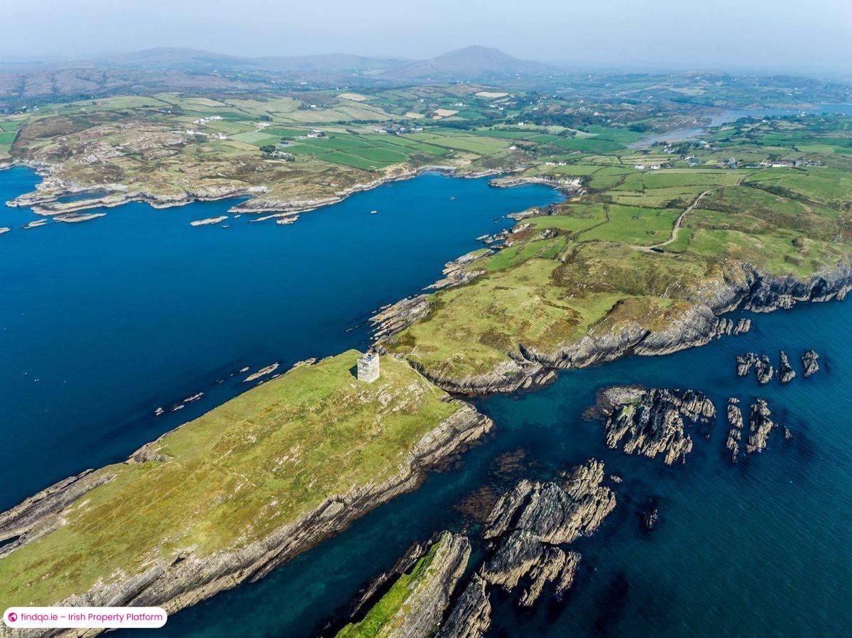 Detached house for Sale in Schull, Cork