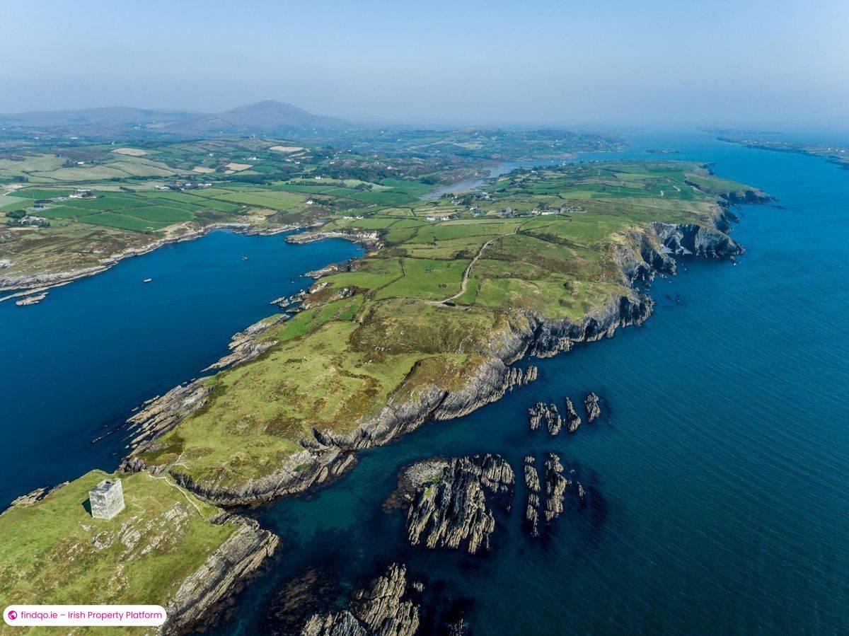 Detached house for Sale in Schull, Cork