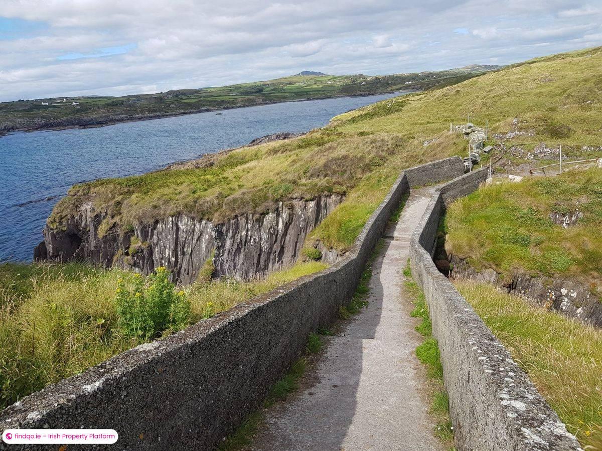 Detached house for Sale in Schull, Cork