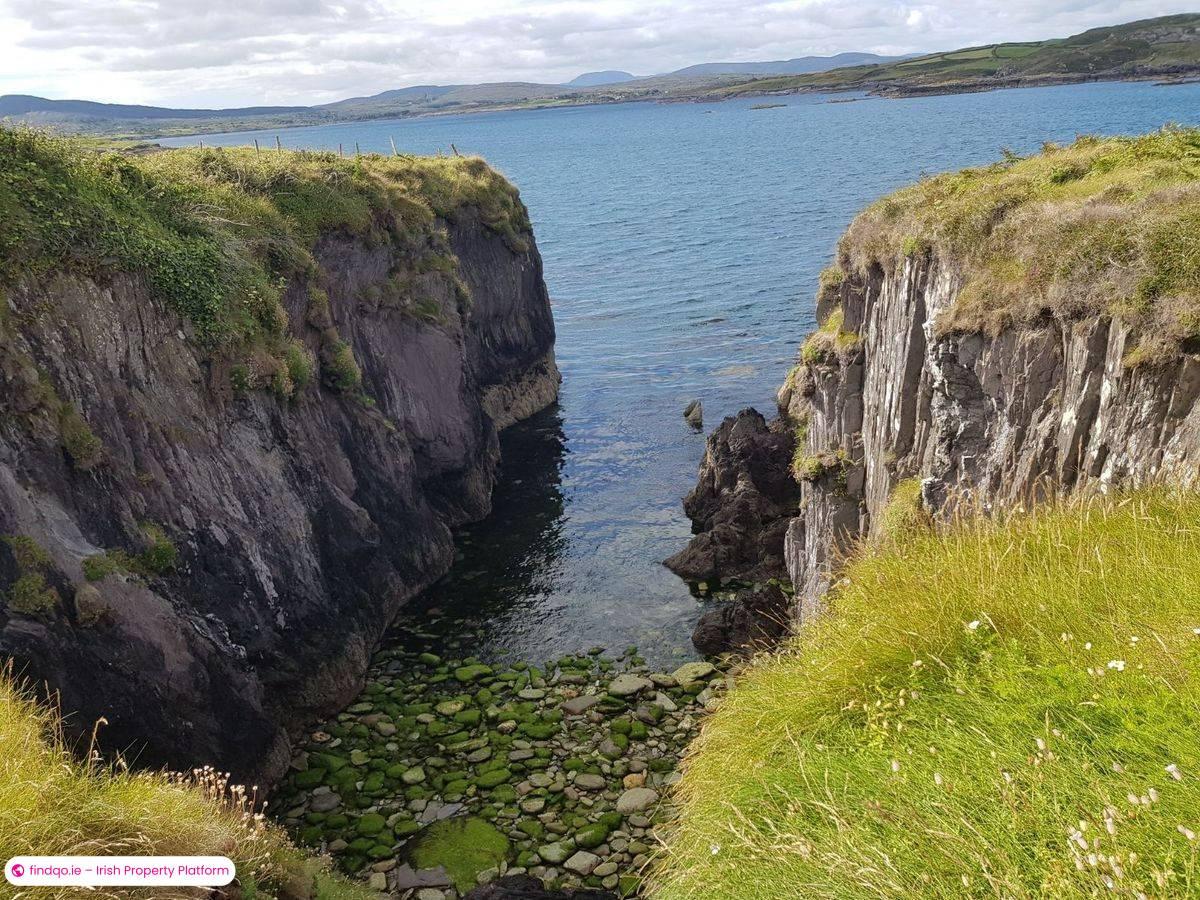 Detached house for Sale in Schull, Cork