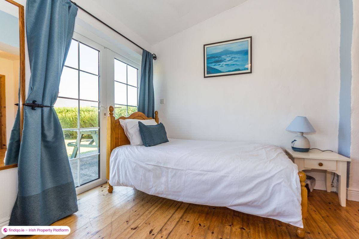 Apartment for Sale in Crookhaven, Cork
